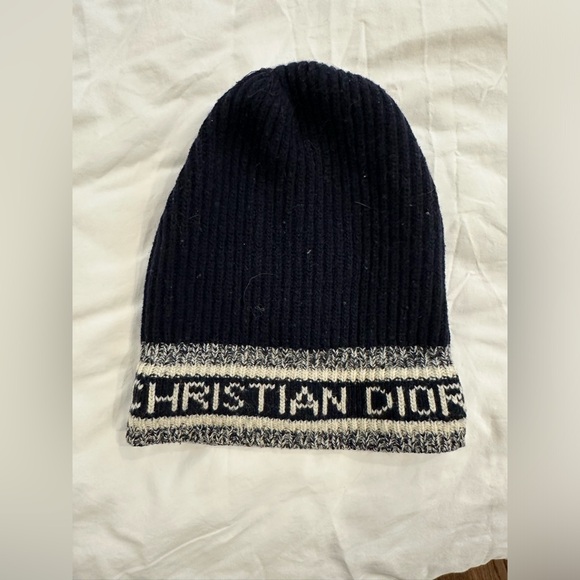 Dior D-White Beanie in Navy Blue Wool and Cashmere Knit - Picture 4 of 6